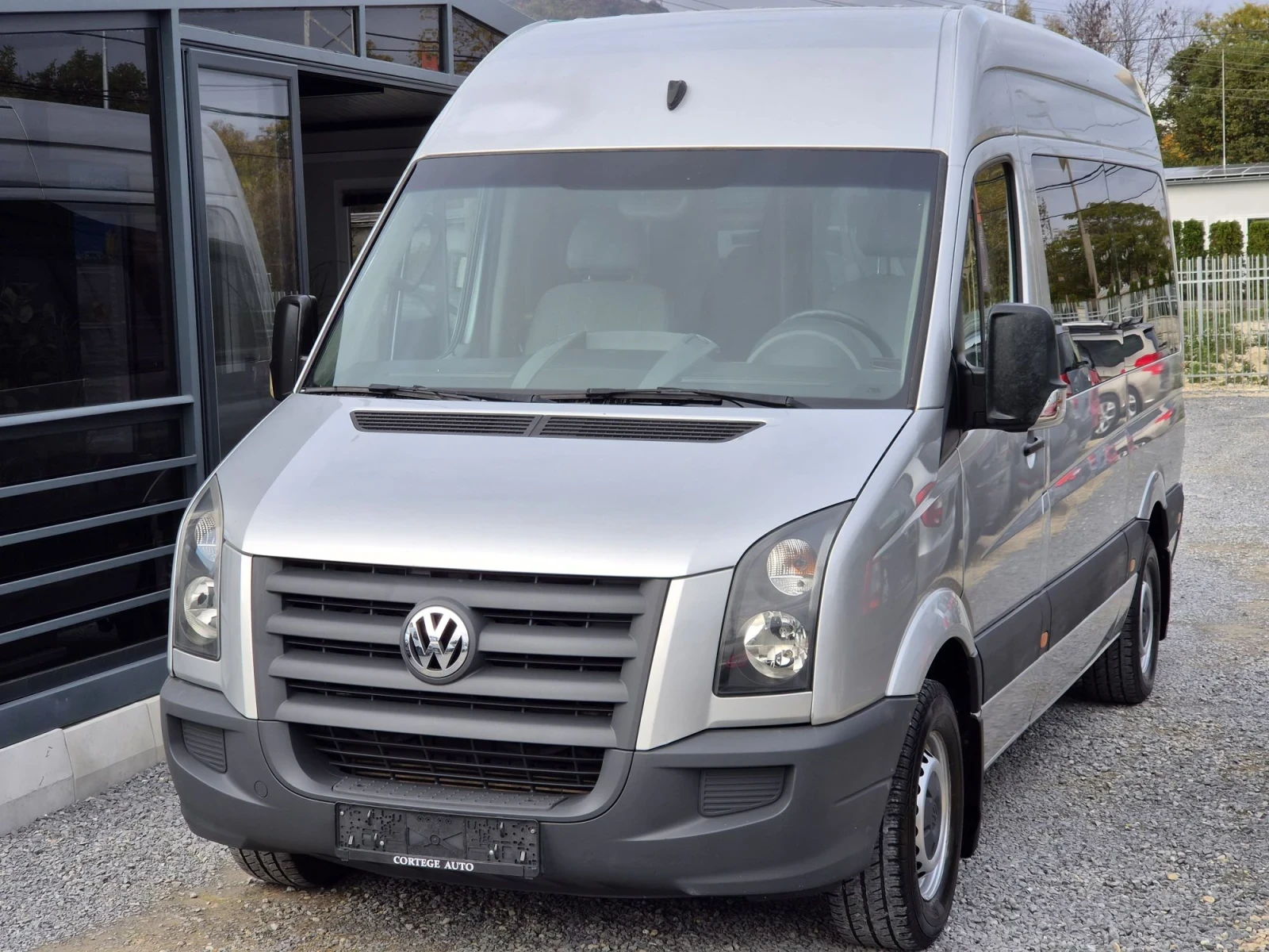 VW Crafter 2.5TDI AUTOMAT 9 МЕСТА 