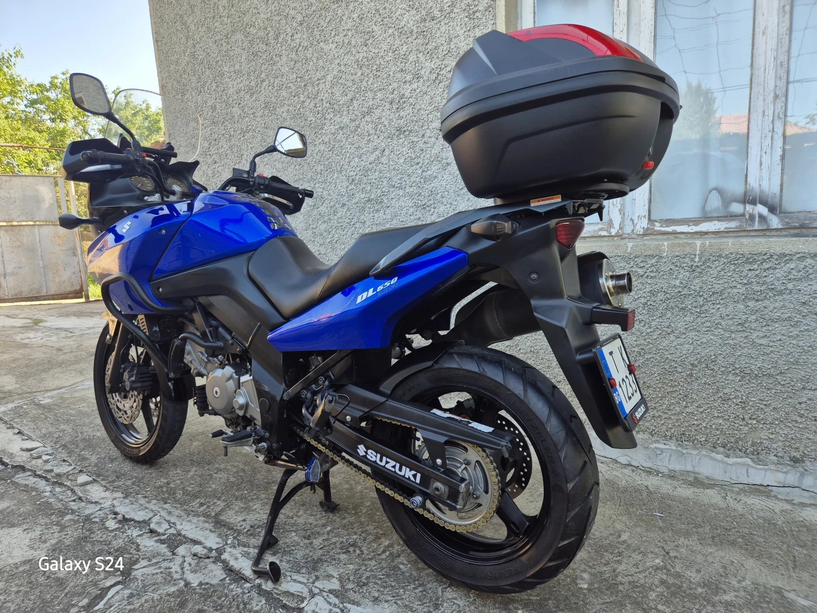 Suzuki V-strom  - изображение 2