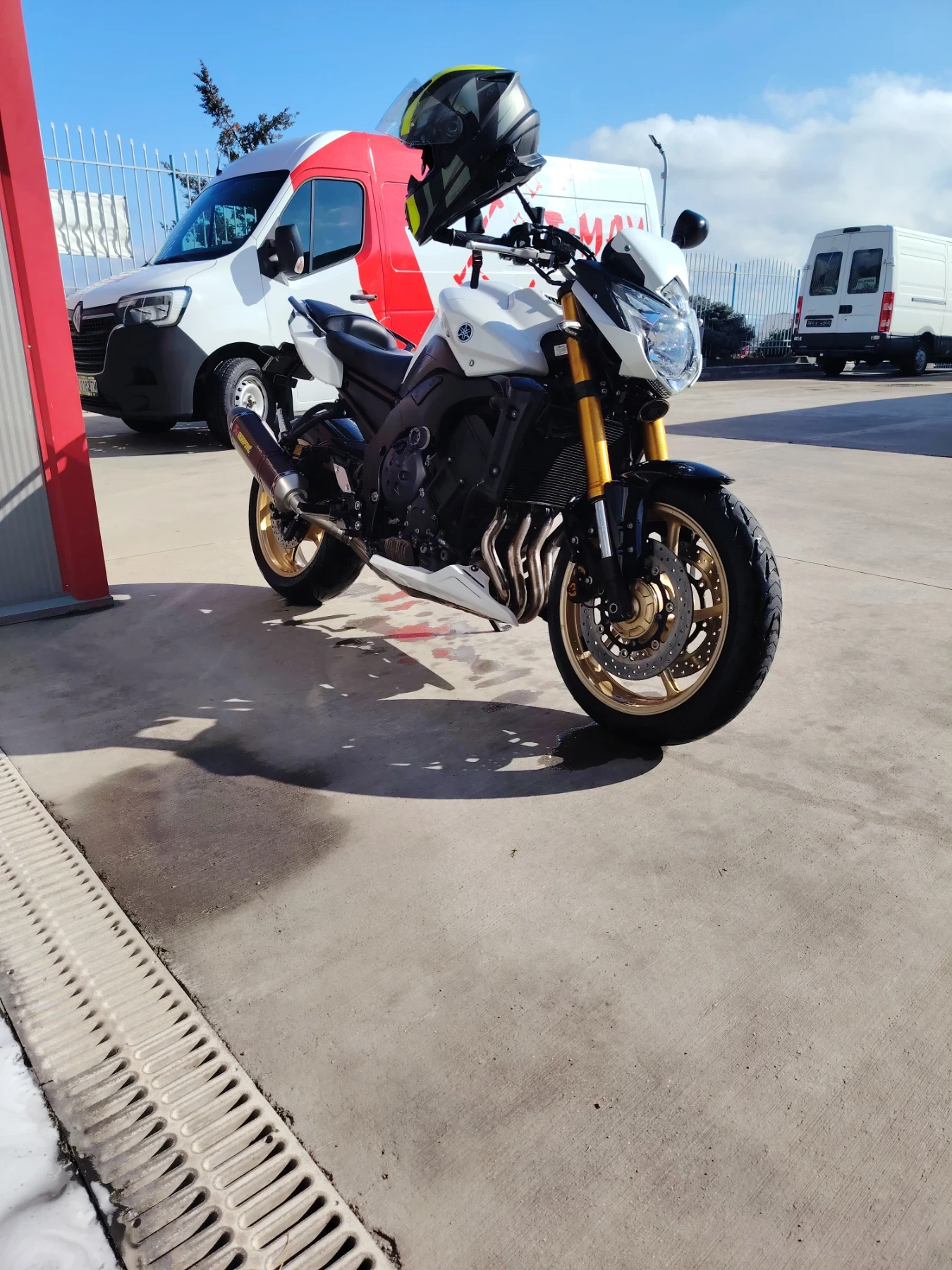 Yamaha FZ8, снимка 3 - Мотоциклети и мототехника - 54322773