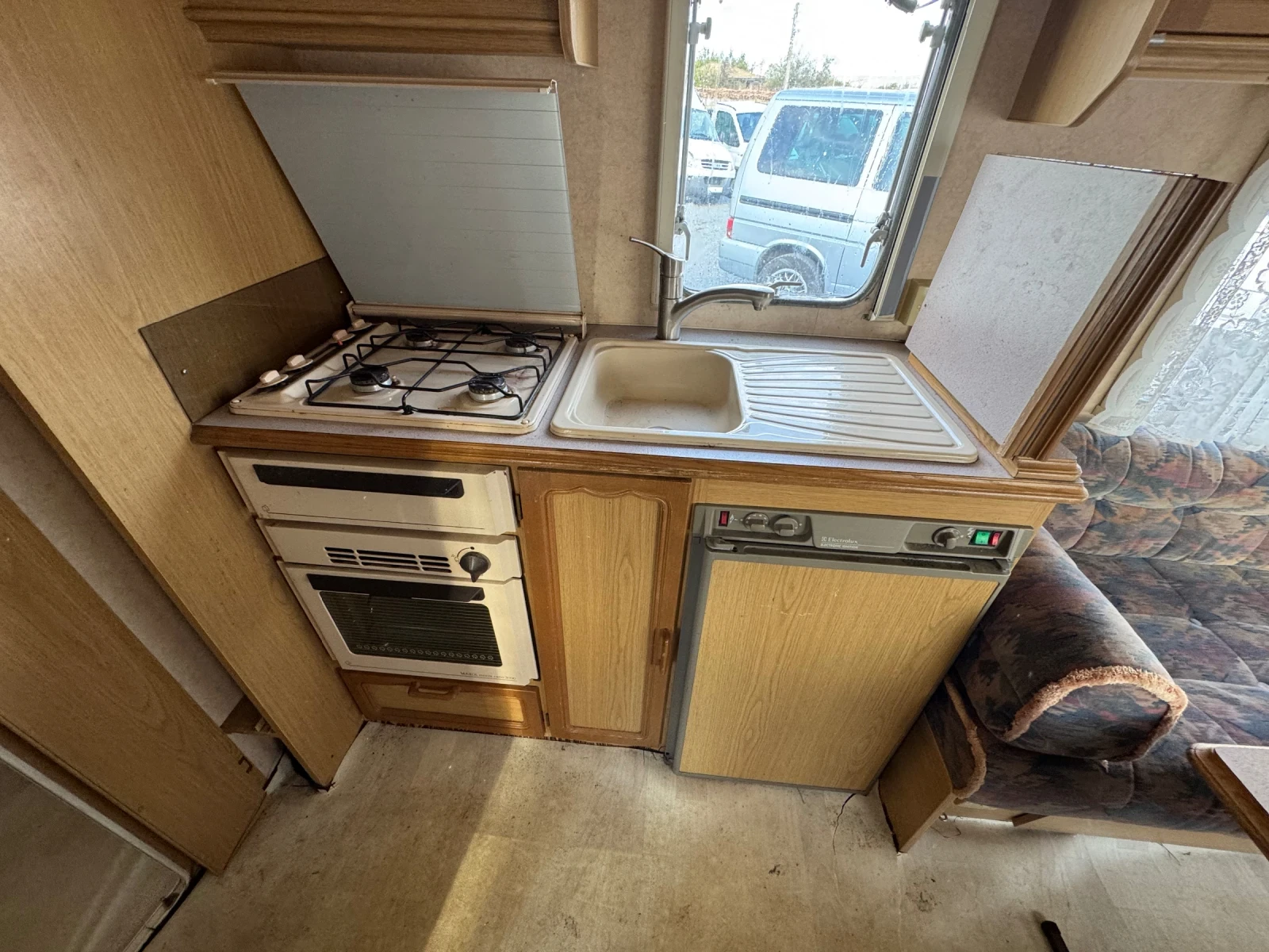  Challenger | Mobile.bg   11