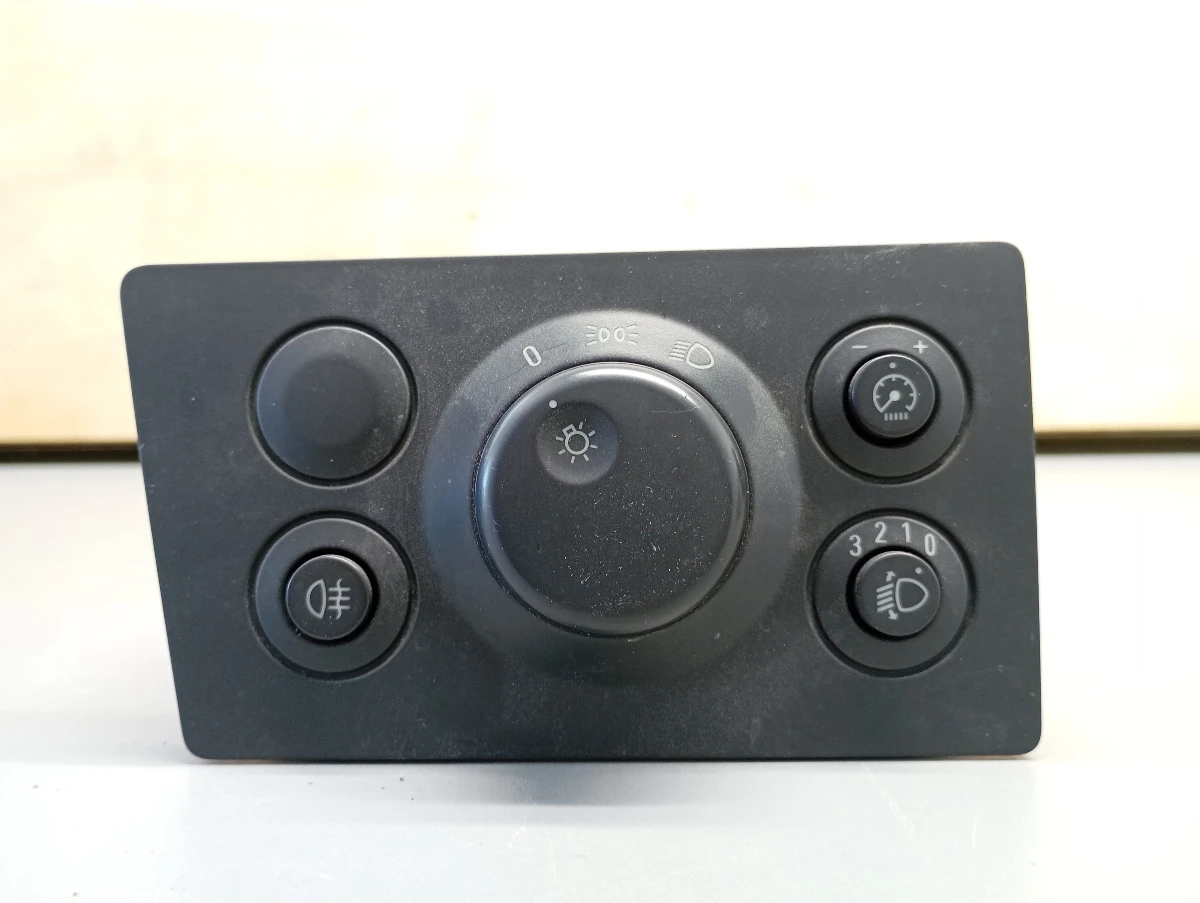 ,       1.9 | Mobile.bg   1