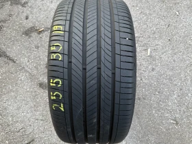      255/35R19