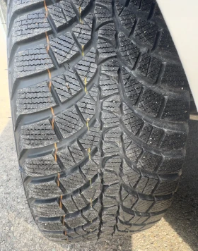 VW Sharan 2.0TDI 140кс НАПЪЛНО ОБСЛУЖЕН и Регистриран, снимка 6