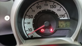 Toyota Aygo 1.0 i automat 82000km!!!, снимка 12