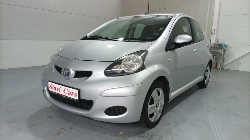 Toyota Aygo 1.0 i automat 82000km!!!, снимка 1 - Автомобили и джипове - 46354523