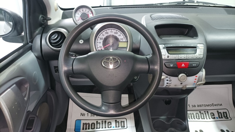 Toyota Aygo 1.0 i automat 82000km!!!, снимка 11 - Автомобили и джипове - 46354523