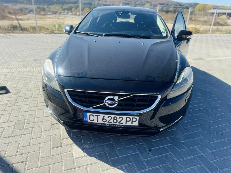 Volvo V40, снимка 4 - Автомобили и джипове - 47725622