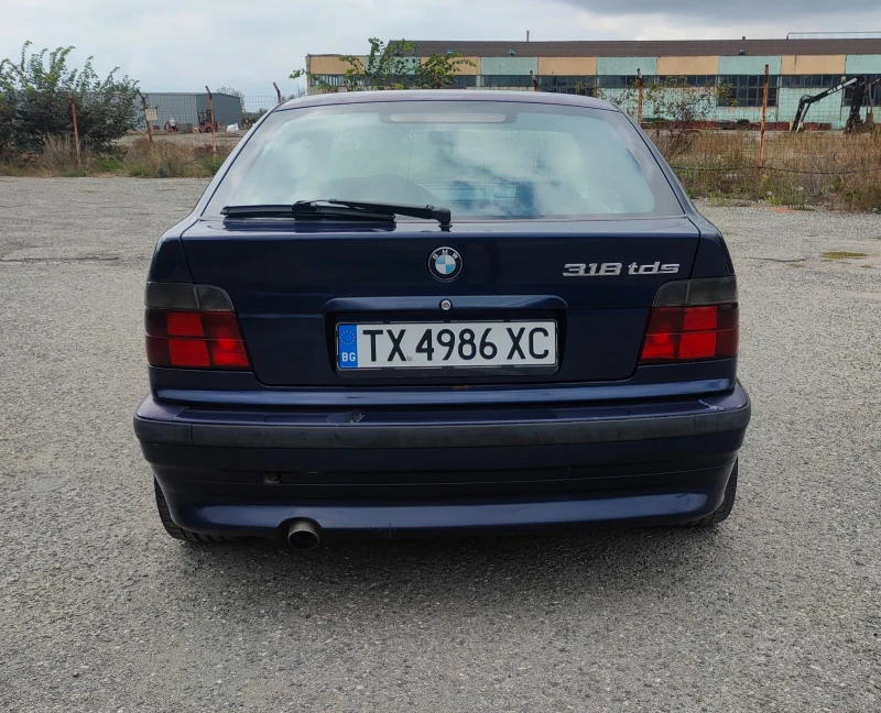 BMW 318 1.8 TDS, снимка 6 - Автомобили и джипове - 47394671