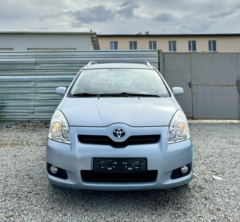 Toyota Corolla verso D4D* ФЕЙСЛИФТ, снимка 2 - Автомобили и джипове - 47412213