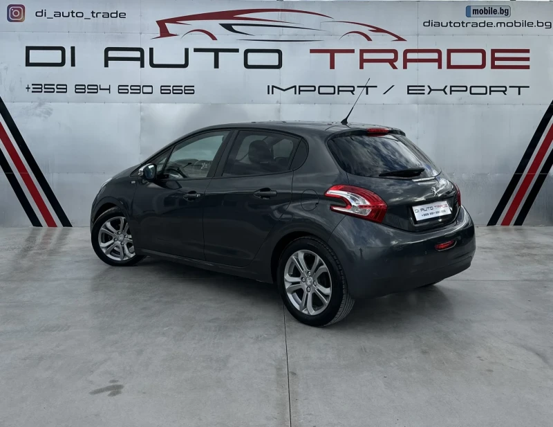 Peugeot 208 1.2benz, снимка 5 - Автомобили и джипове - 47557475