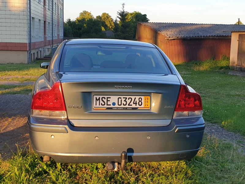 Volvo S60 седан, снимка 4 - Автомобили и джипове - 48218489