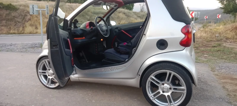 Smart Fortwo, снимка 14 - Автомобили и джипове - 48426958