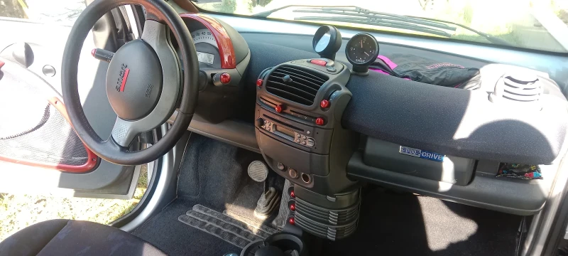 Smart Fortwo, снимка 12 - Автомобили и джипове - 48426958