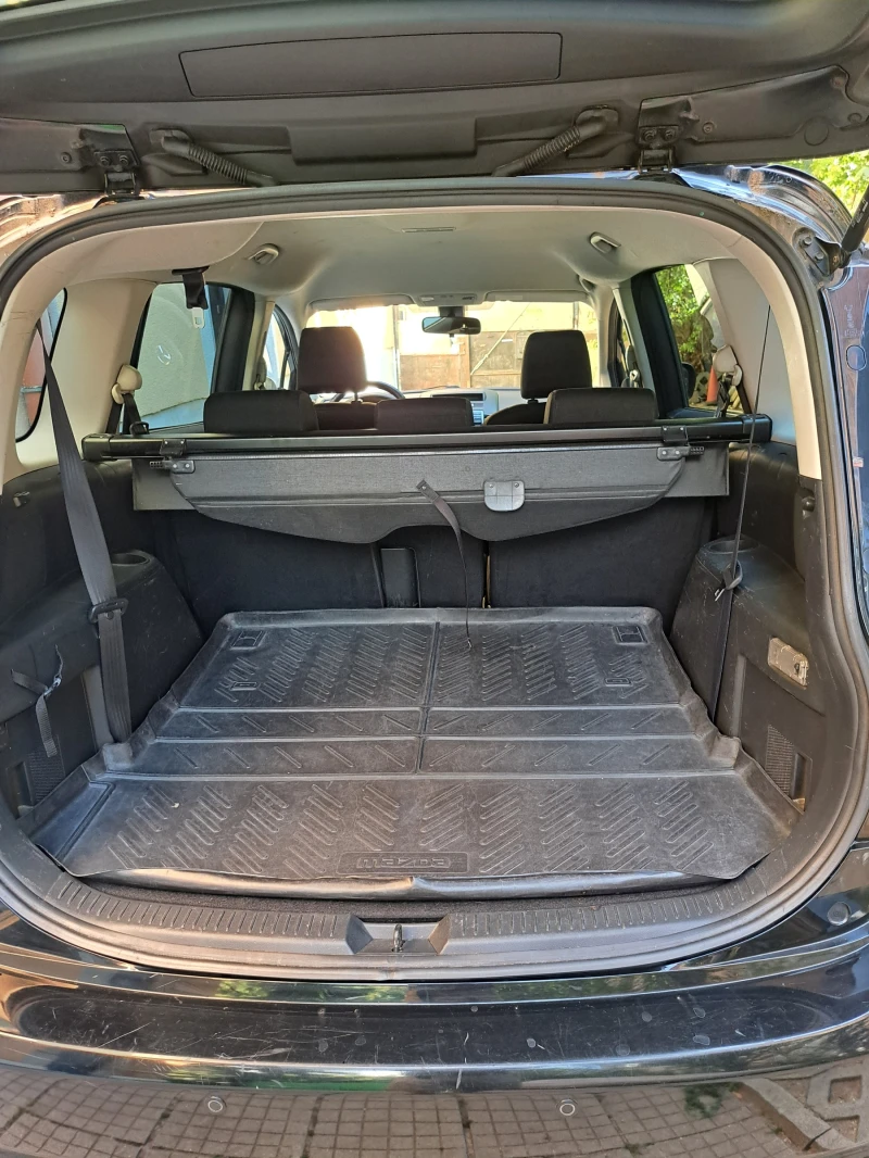 Mazda 5 2.0i, снимка 11 - Автомобили и джипове - 52427165