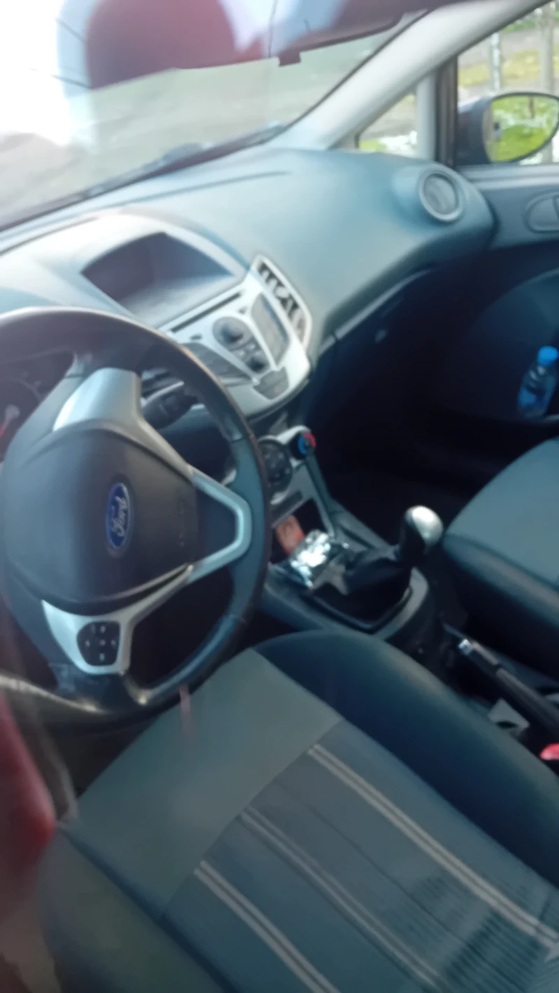 Ford Fiesta, снимка 5 - Автомобили и джипове - 52927889