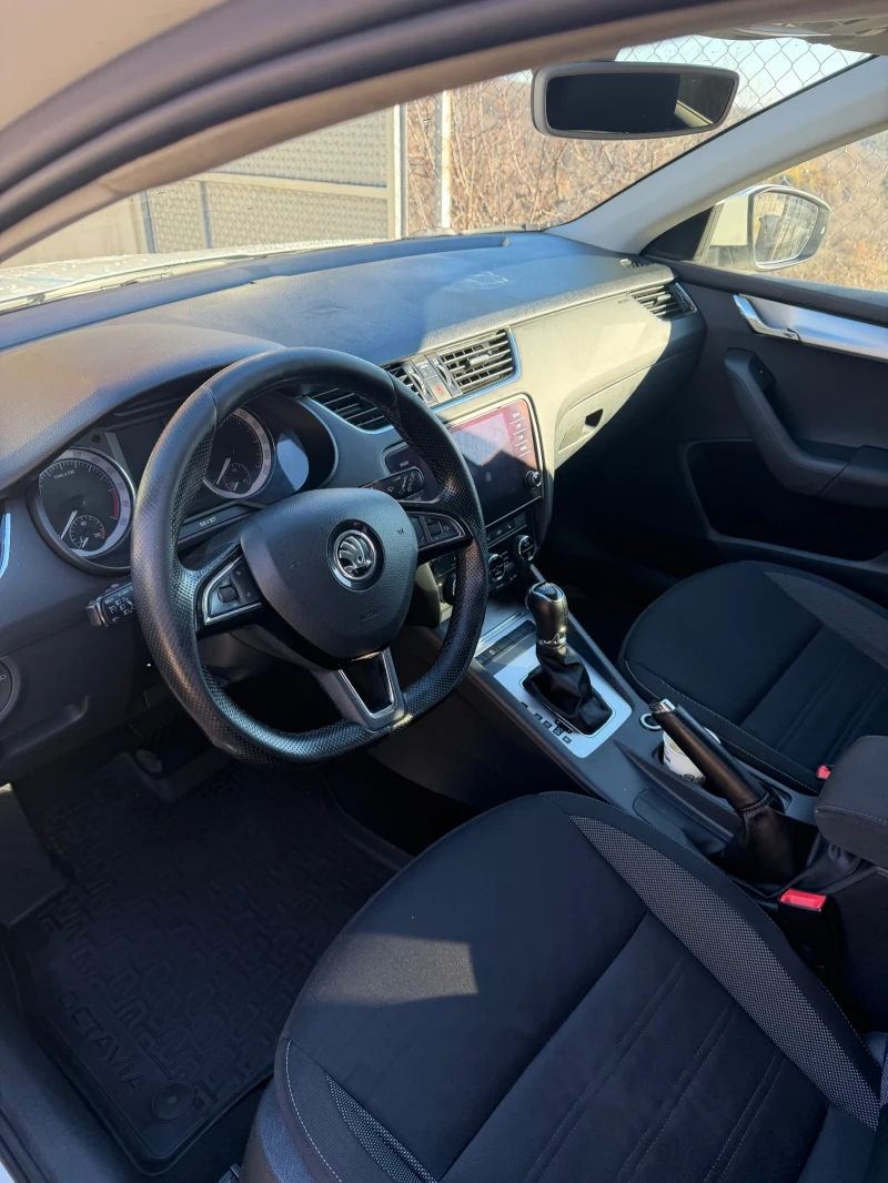 Skoda Octavia 1.6 * TDI* * fecelift* * * , снимка 7 - Автомобили и джипове - 53596807