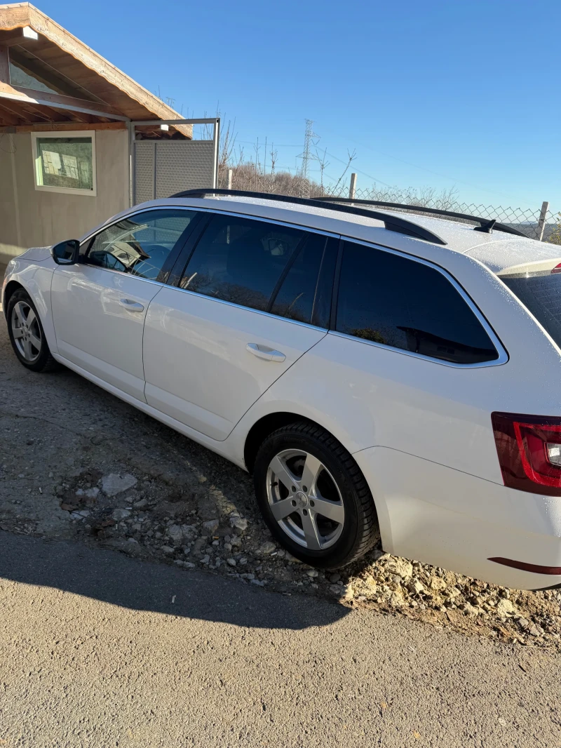 Skoda Octavia 1.6 * TDI* * fecelift* * * , снимка 11 - Автомобили и джипове - 53596807