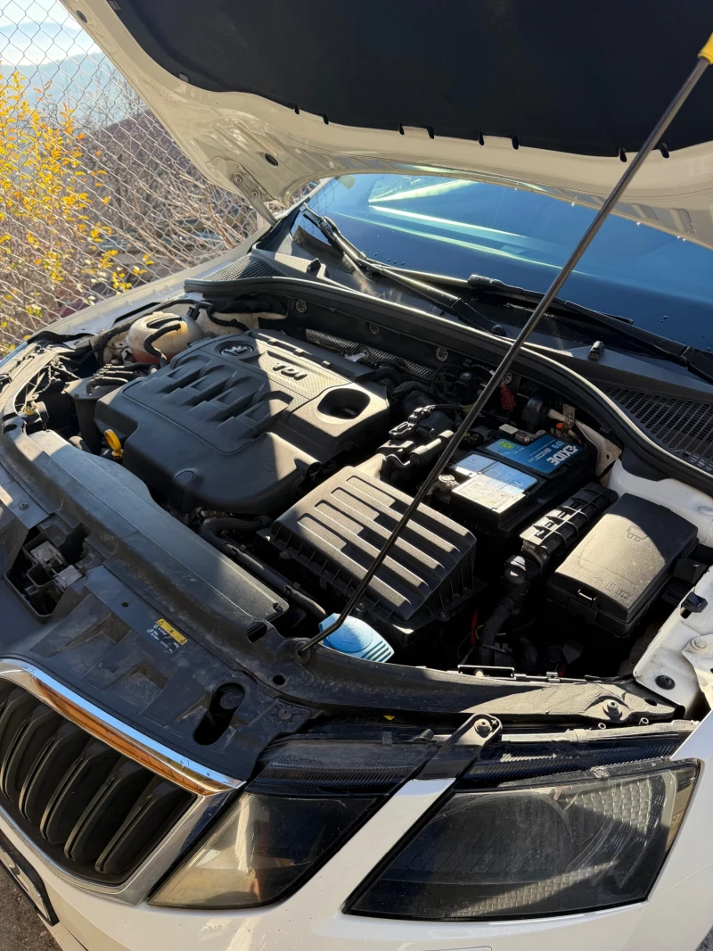 Skoda Octavia 1.6 * TDI* * fecelift* * * , снимка 6 - Автомобили и джипове - 53596807
