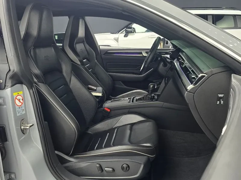 VW Arteon 2.0 TDI R-LINE 4MOTION, снимка 9 - Автомобили и джипове - 55001093