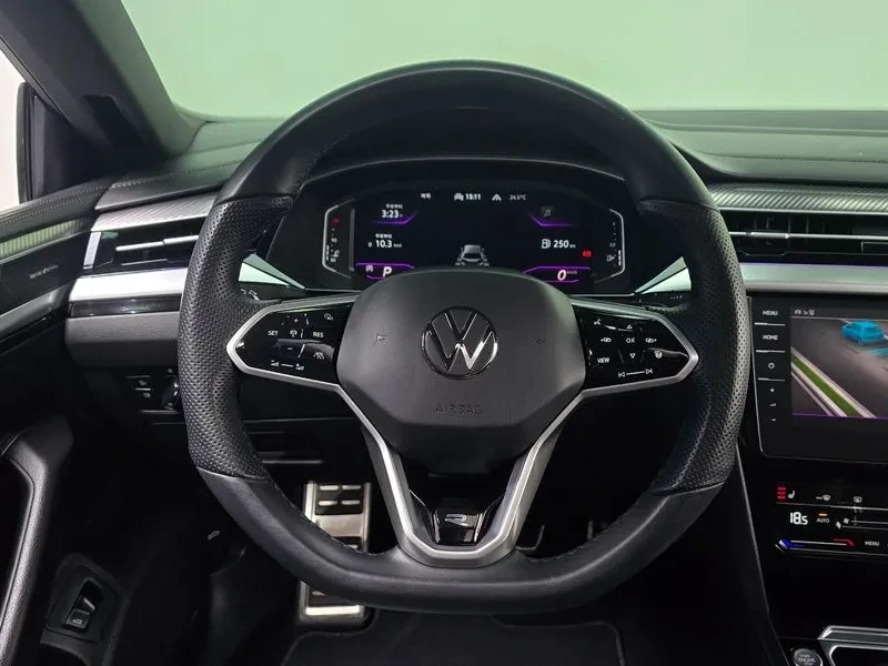 VW Arteon 2.0 TDI R-LINE 4MOTION, снимка 12 - Автомобили и джипове - 55001093