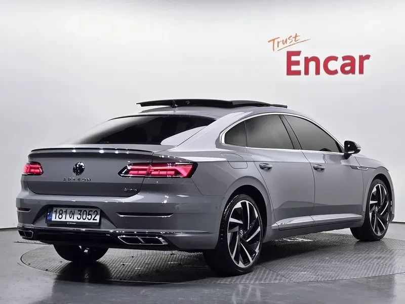 VW Arteon 2.0 TDI R-LINE 4MOTION