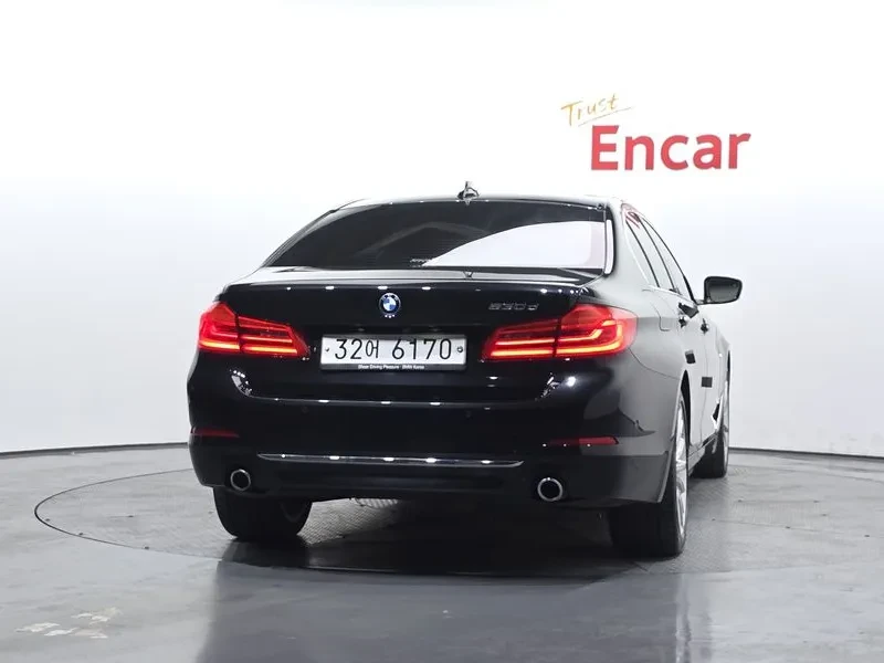 BMW 530 530D Luxury Plus G30, снимка 4 - Автомобили и джипове - 55537056
