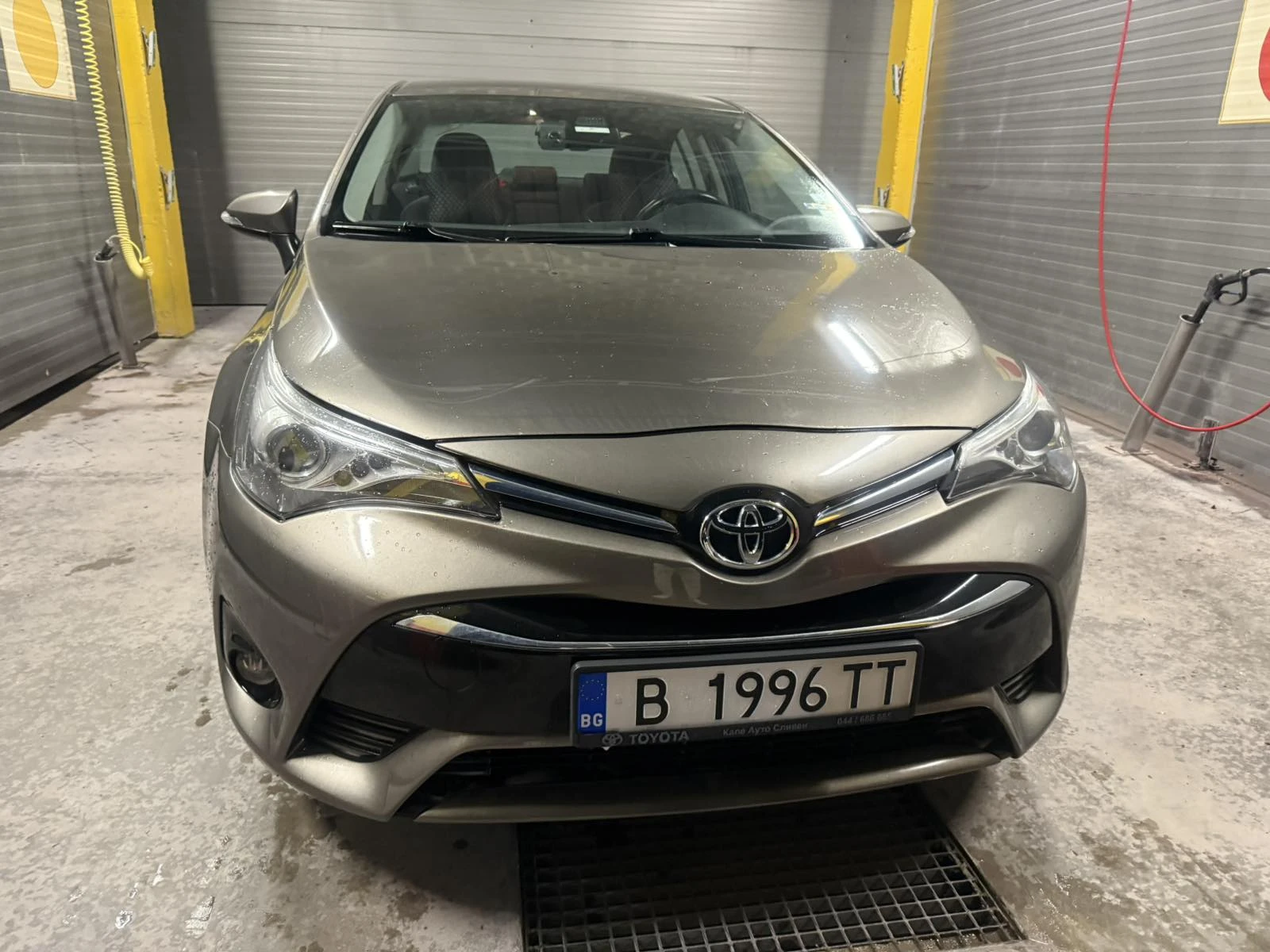 Toyota Avensis, снимка 1