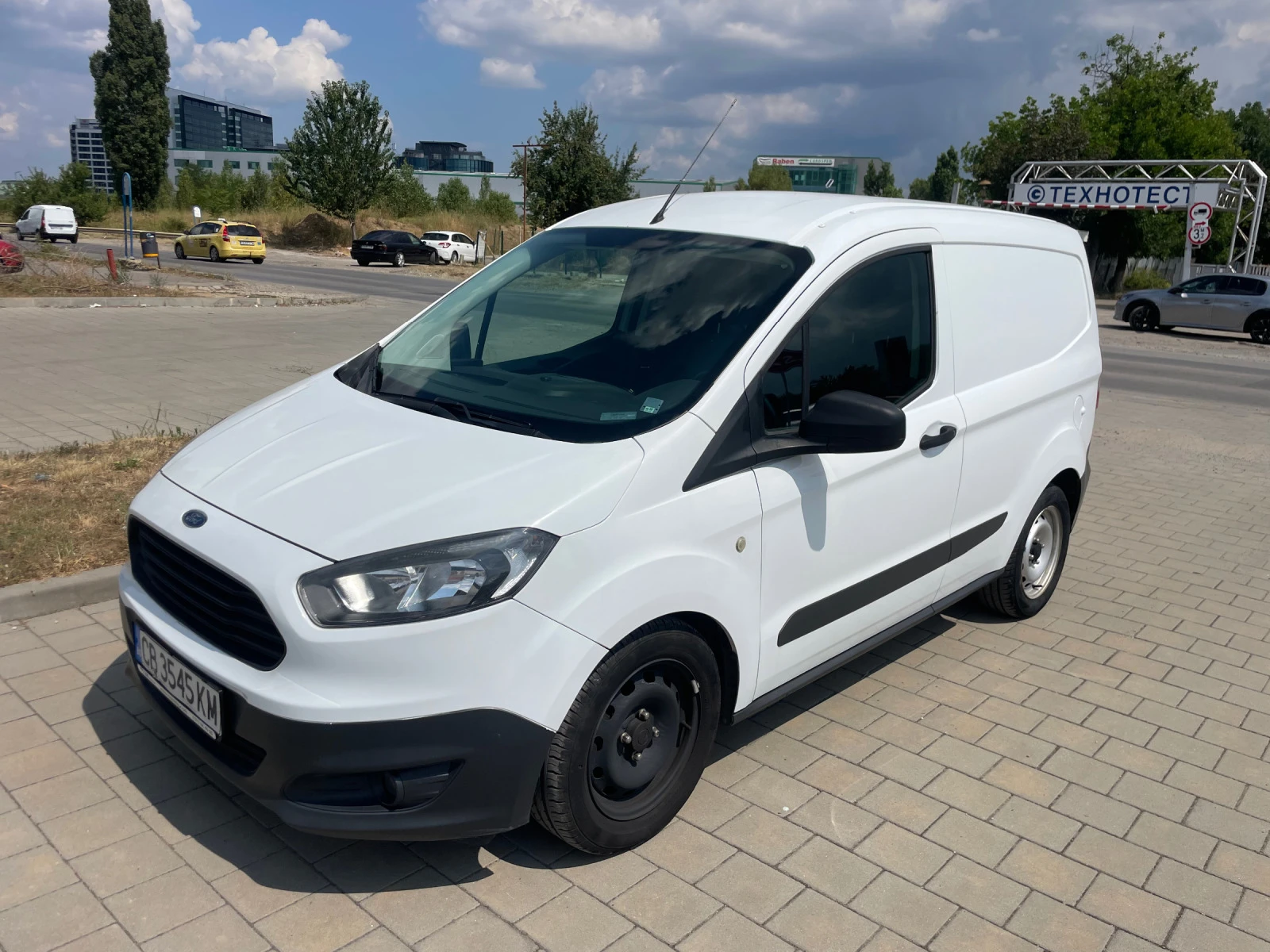 Ford Courier 1+ 1 с ДДС - изображение 3