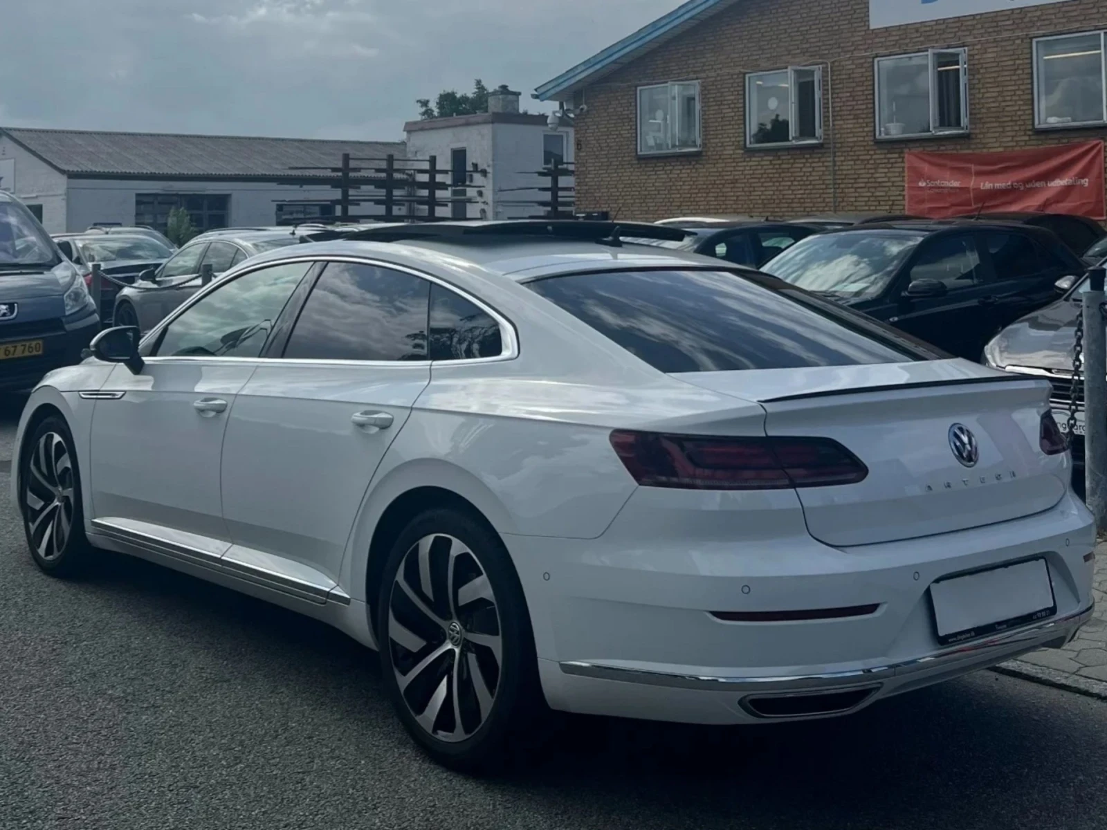 VW Arteon R-line / 2.0 TSI / DSG / Panorama / Digital Cockpi - изображение 6