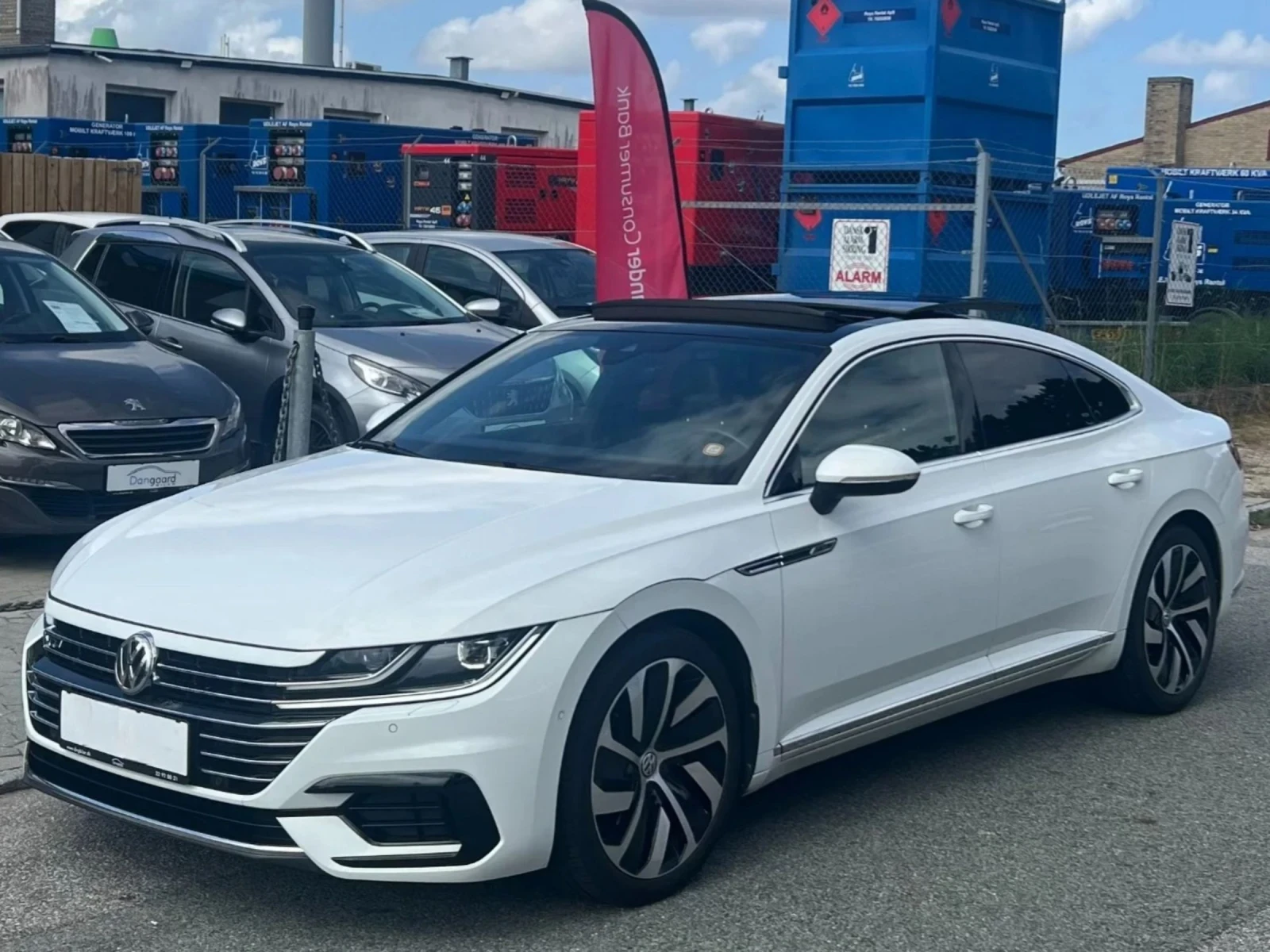 VW Arteon R-line / 2.0 TSI / DSG / Panorama / Digital Cockpi - изображение 7