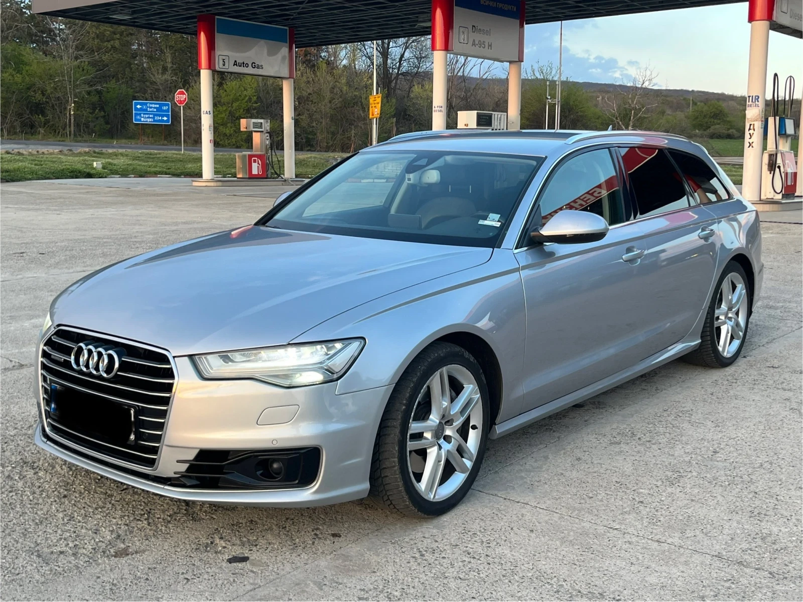 Audi A6 Avant S-line  - изображение 2
