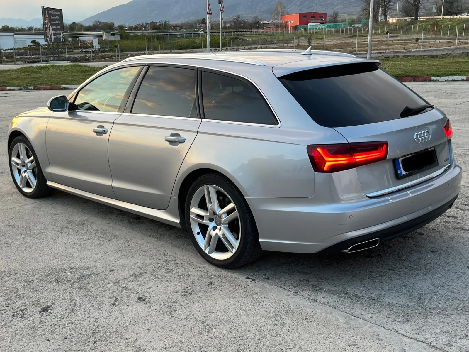 Audi A6 Avant S-line  - изображение 3