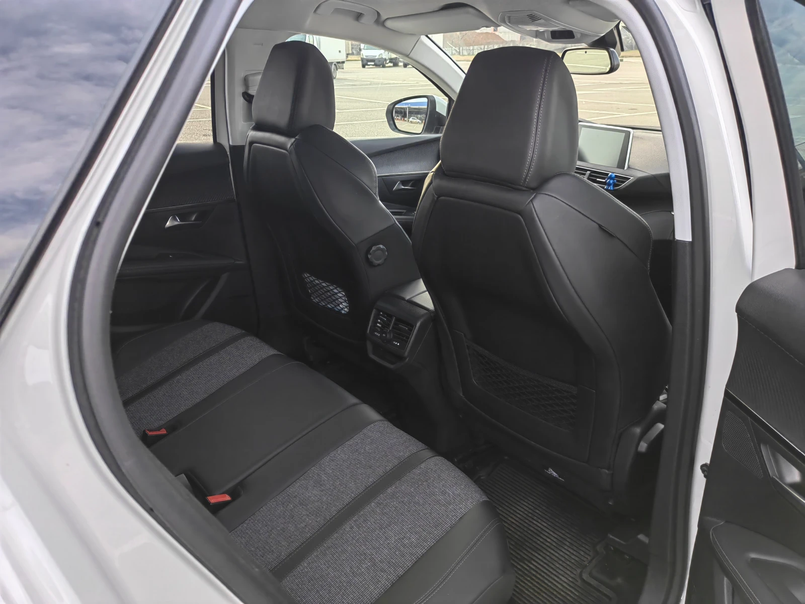 Peugeot 3008 1.5 Blue-HDI - изображение 5