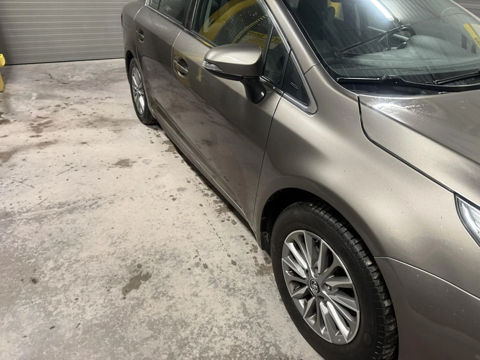 Toyota Avensis  - изображение 6