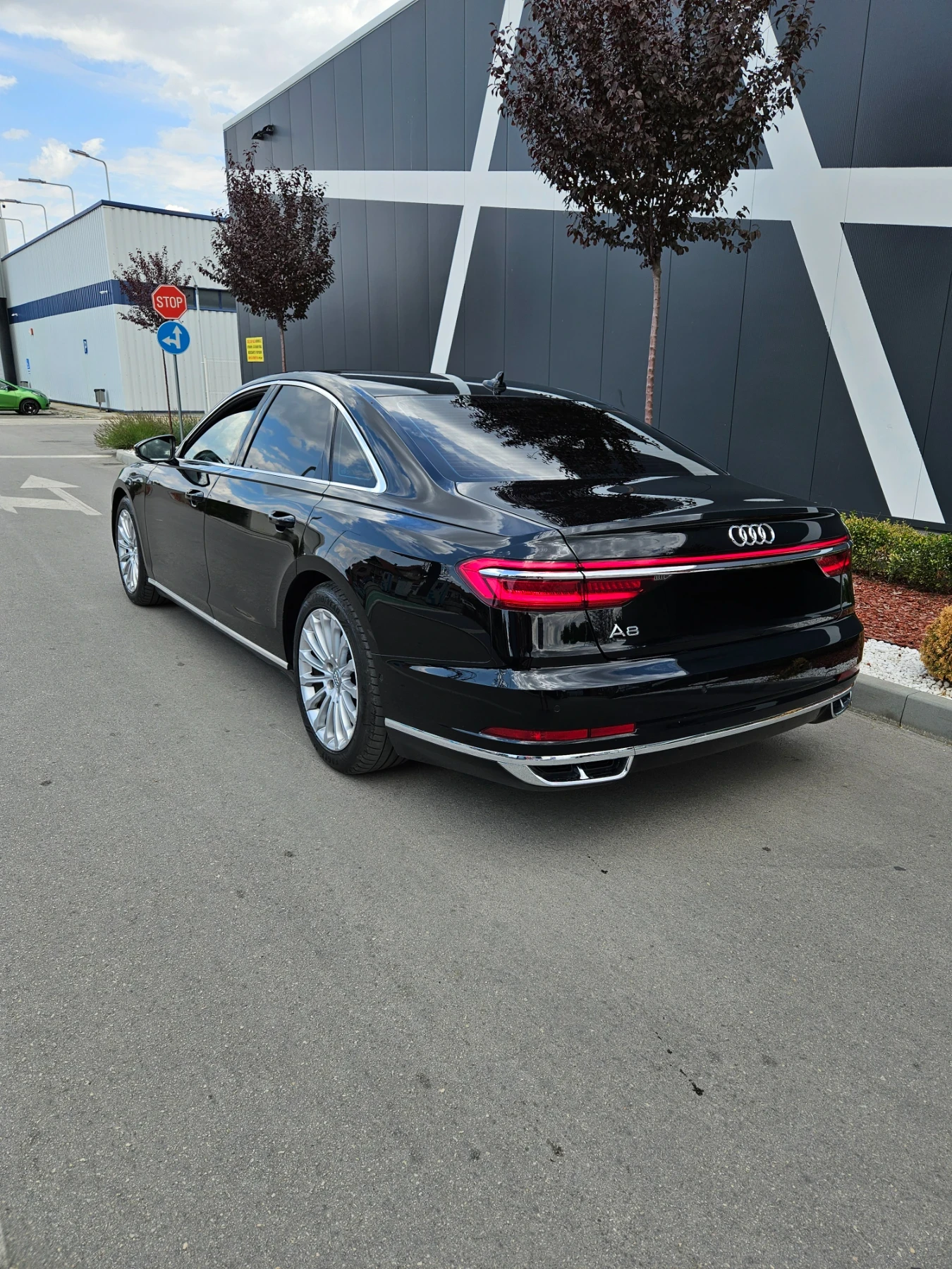 Audi A8 ТОП СЪСТОЯНИЕ  - изображение 3