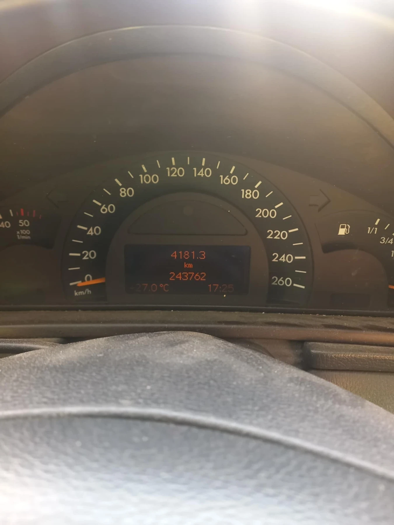 Mercedes-Benz C 220  - изображение 8