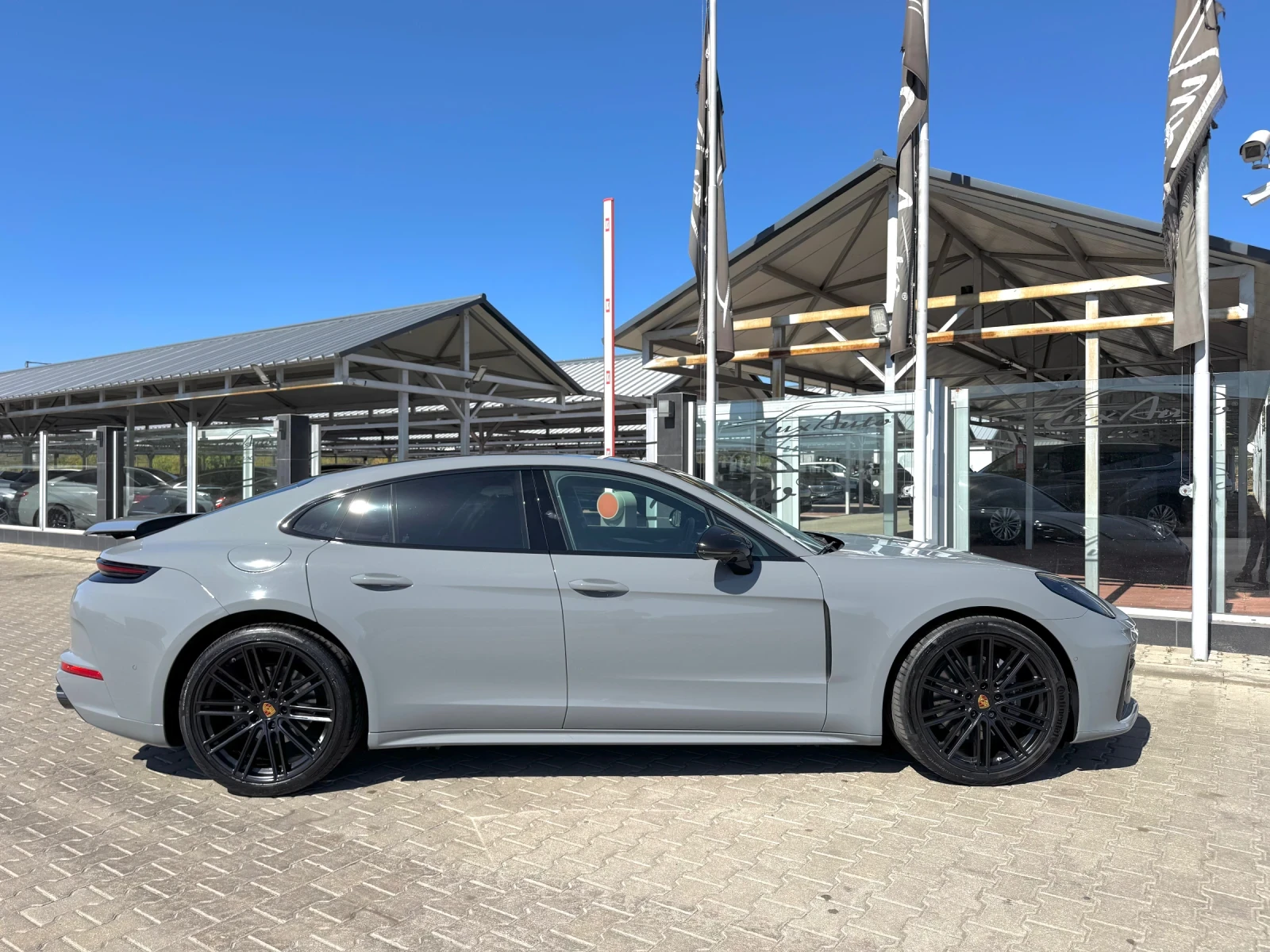 Porsche Panamera 4#EXCLUSIVE#PANO#ALCANTAR#ОБДУХ#MATRIX#AIRMAT - изображение 7