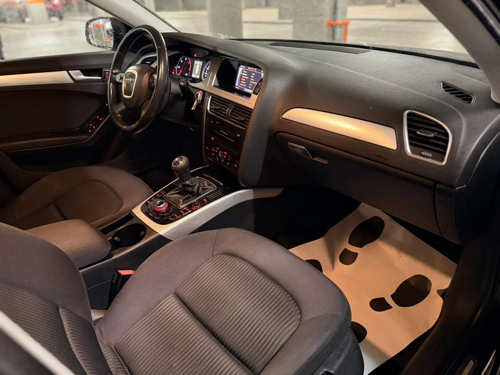 Audi A4 2.0TDI    290  | Mobile.bg   11