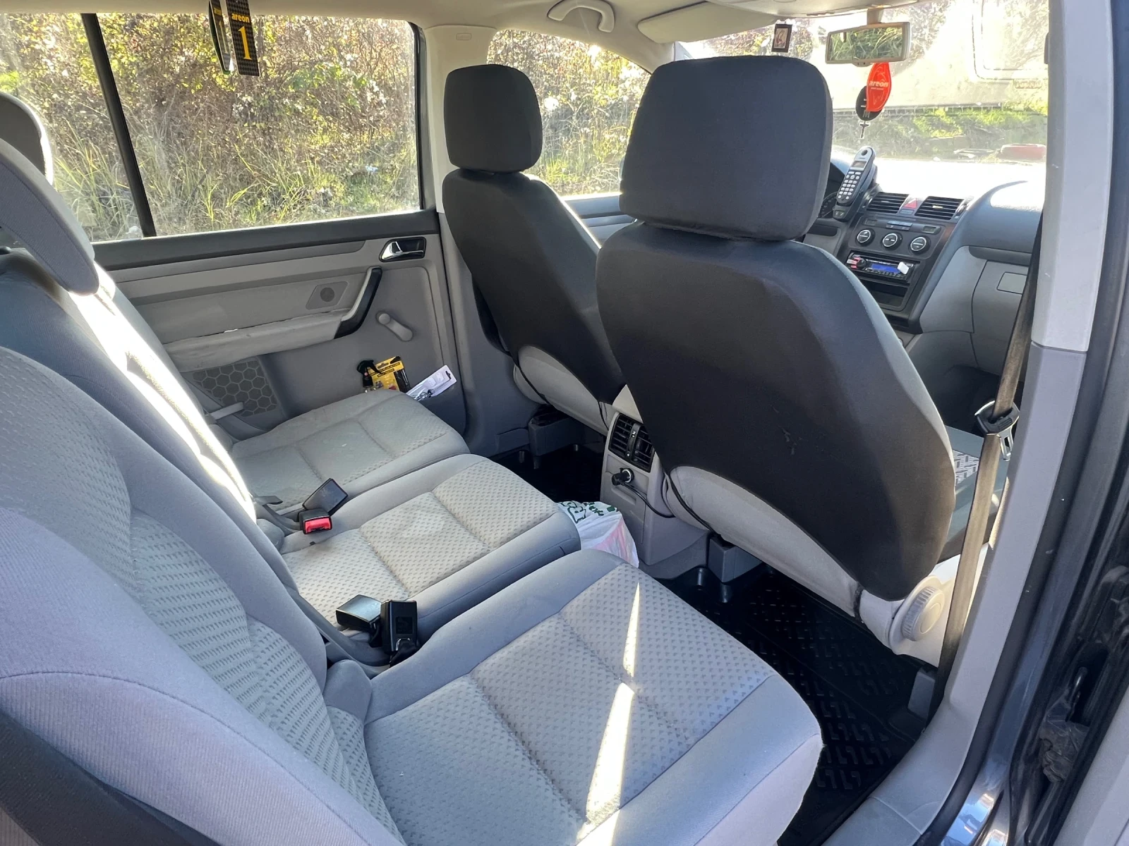 VW Touran 1.9 TDI 101 6+ 1 - изображение 8