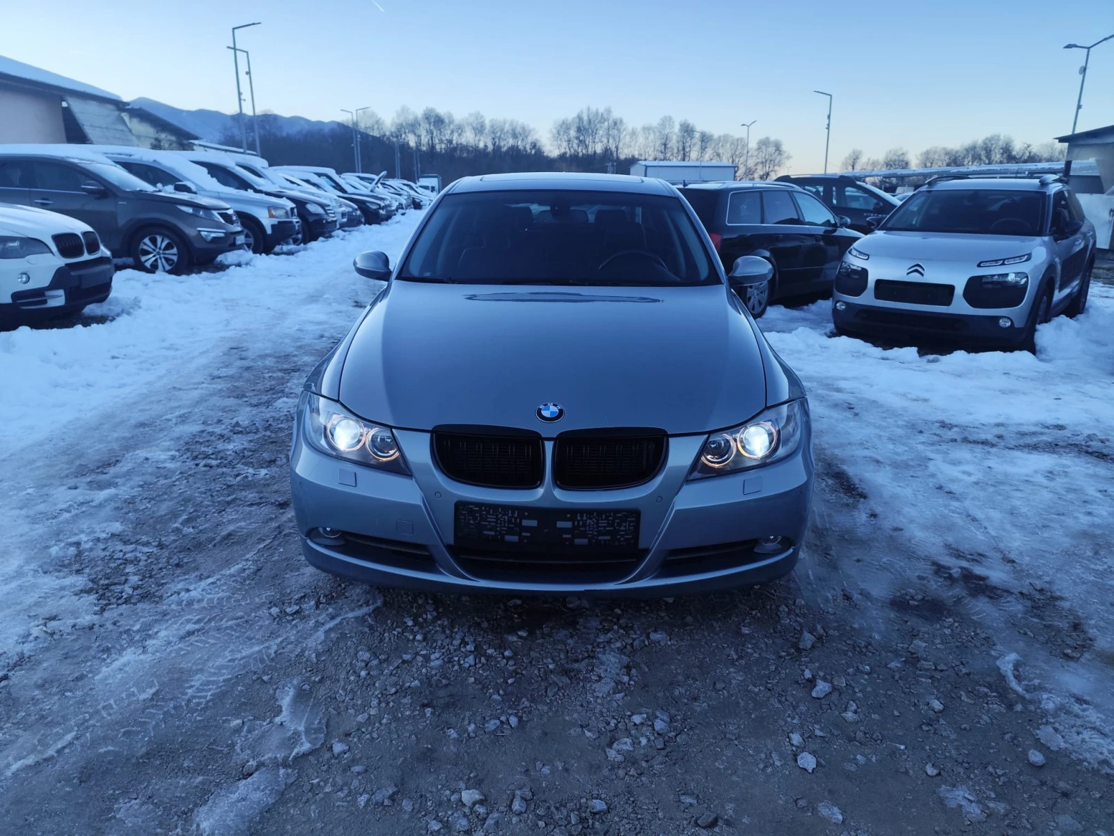 BMW 320 2.0 бензин - изображение 2