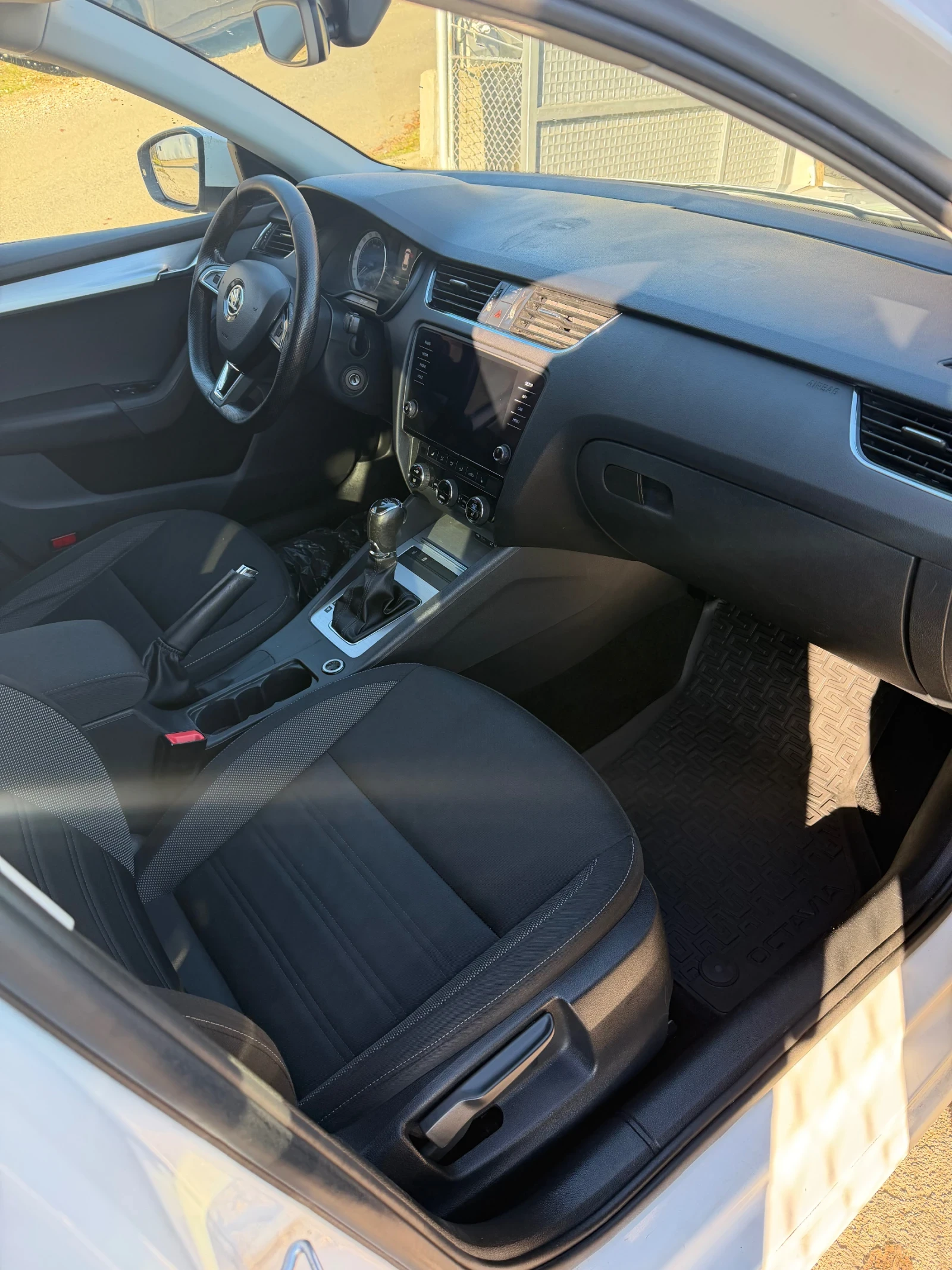 Skoda Octavia 1.6 keyless  - изображение 5