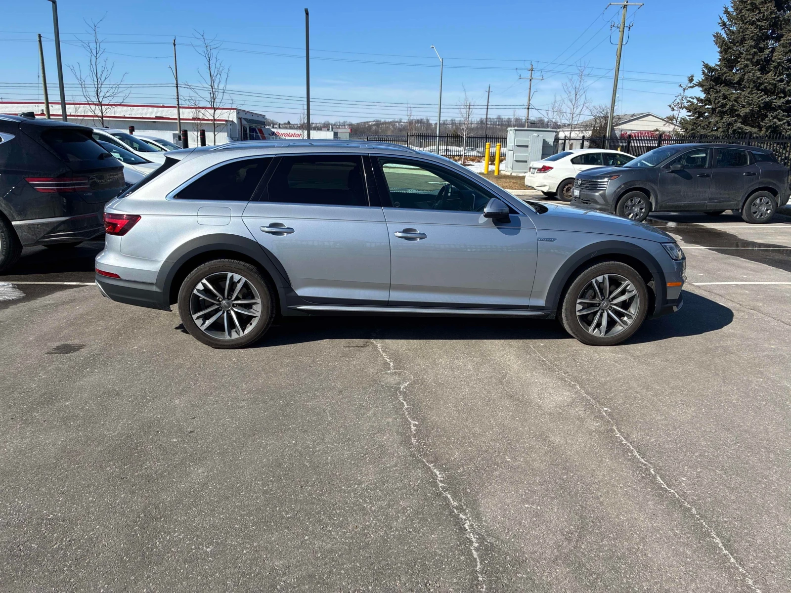 Audi A4 Allroad * Technik * CARFAX * ДИСТРОНИК* 360 КАМЕРИ* , снимка 3 - Автомобили и джипове - 53718513