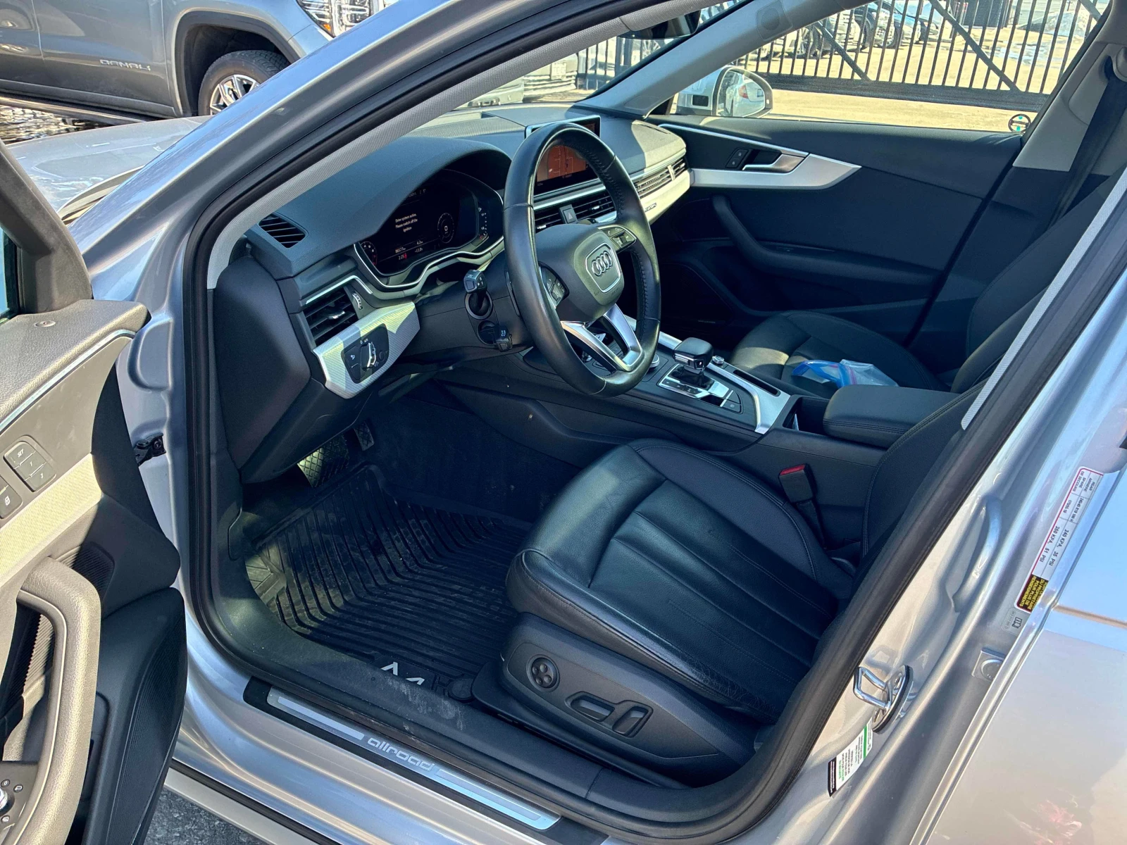 Audi A4 Allroad * Technik * CARFAX * ДИСТРОНИК* 360 КАМЕРИ* , снимка 5 - Автомобили и джипове - 53718513