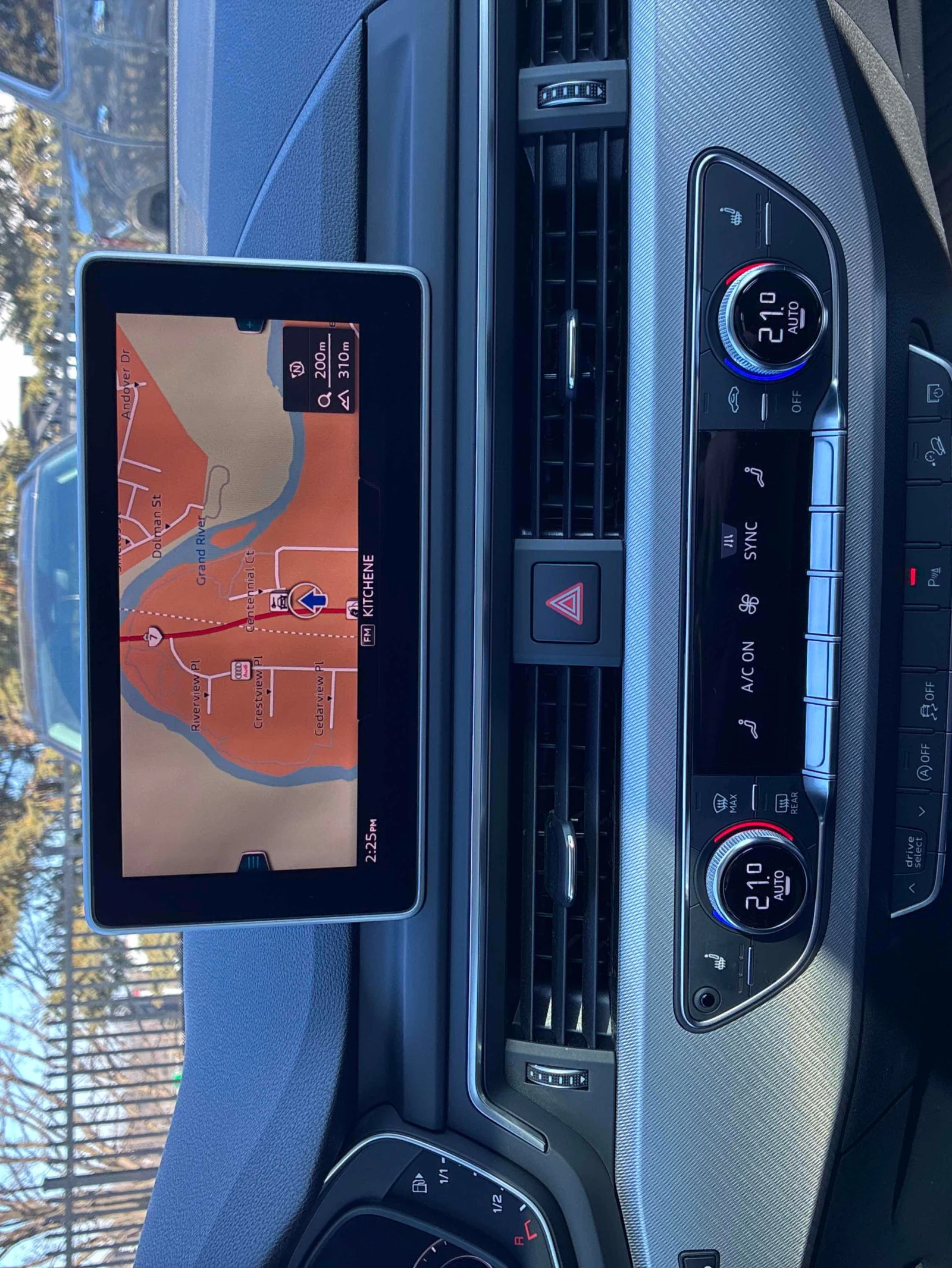 Audi A4 Allroad * Technik * CARFAX * ДИСТРОНИК* 360 КАМЕРИ* , снимка 9 - Автомобили и джипове - 53718513