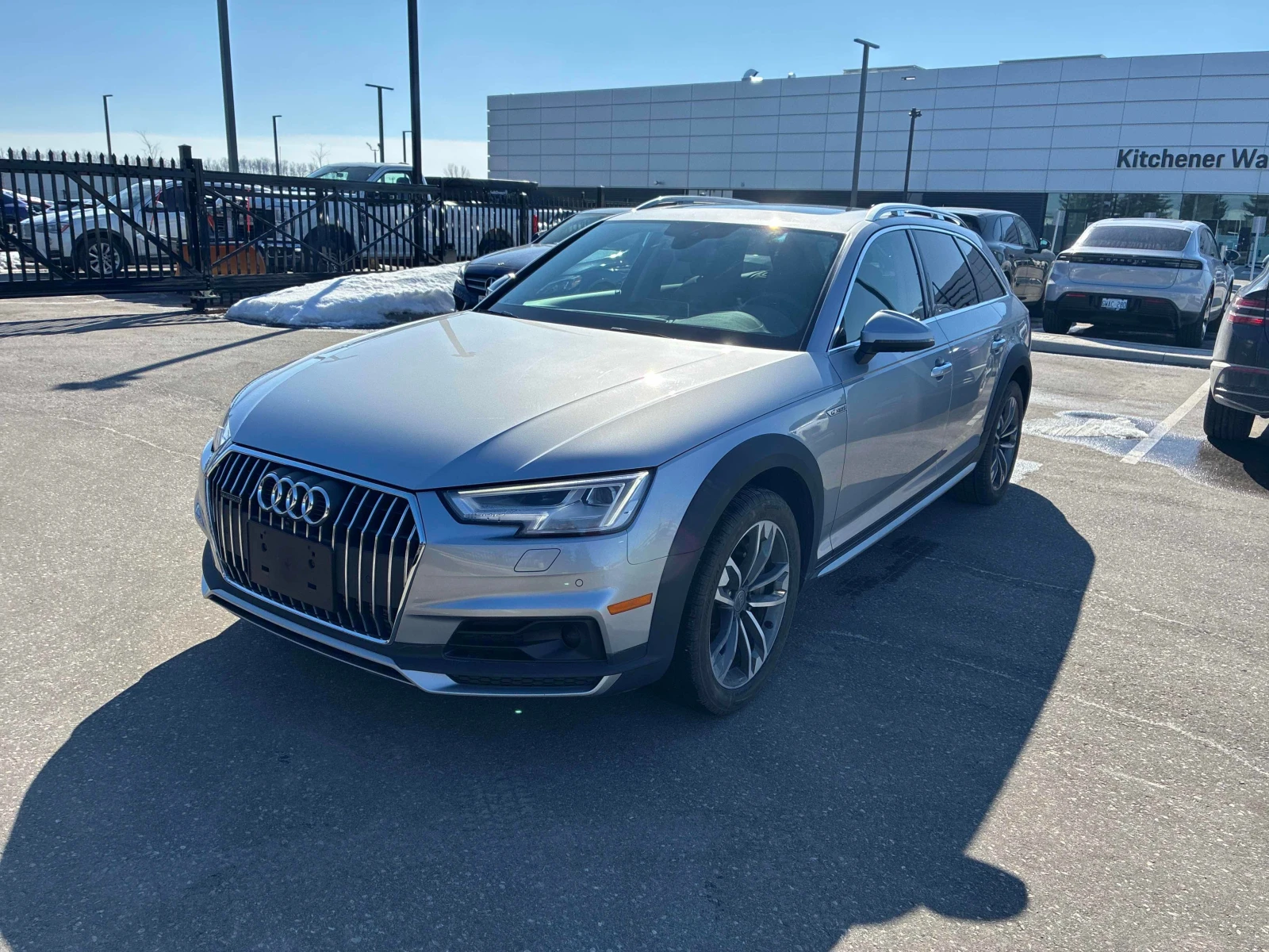 Audi A4 Allroad * Technik * CARFAX * ДИСТРОНИК* 360 КАМЕРИ* 