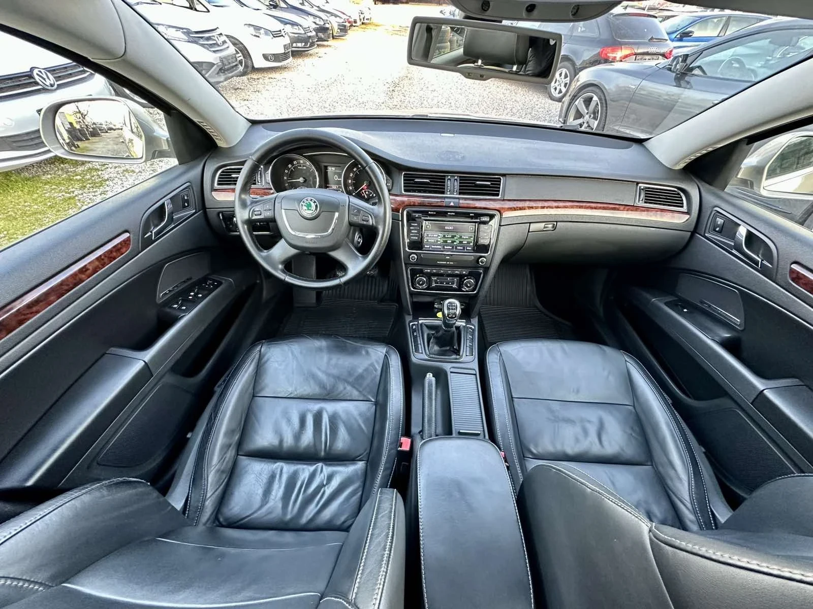 Skoda Superb 2.0TDI 4x4, снимка 8 - Автомобили и джипове - 53738159