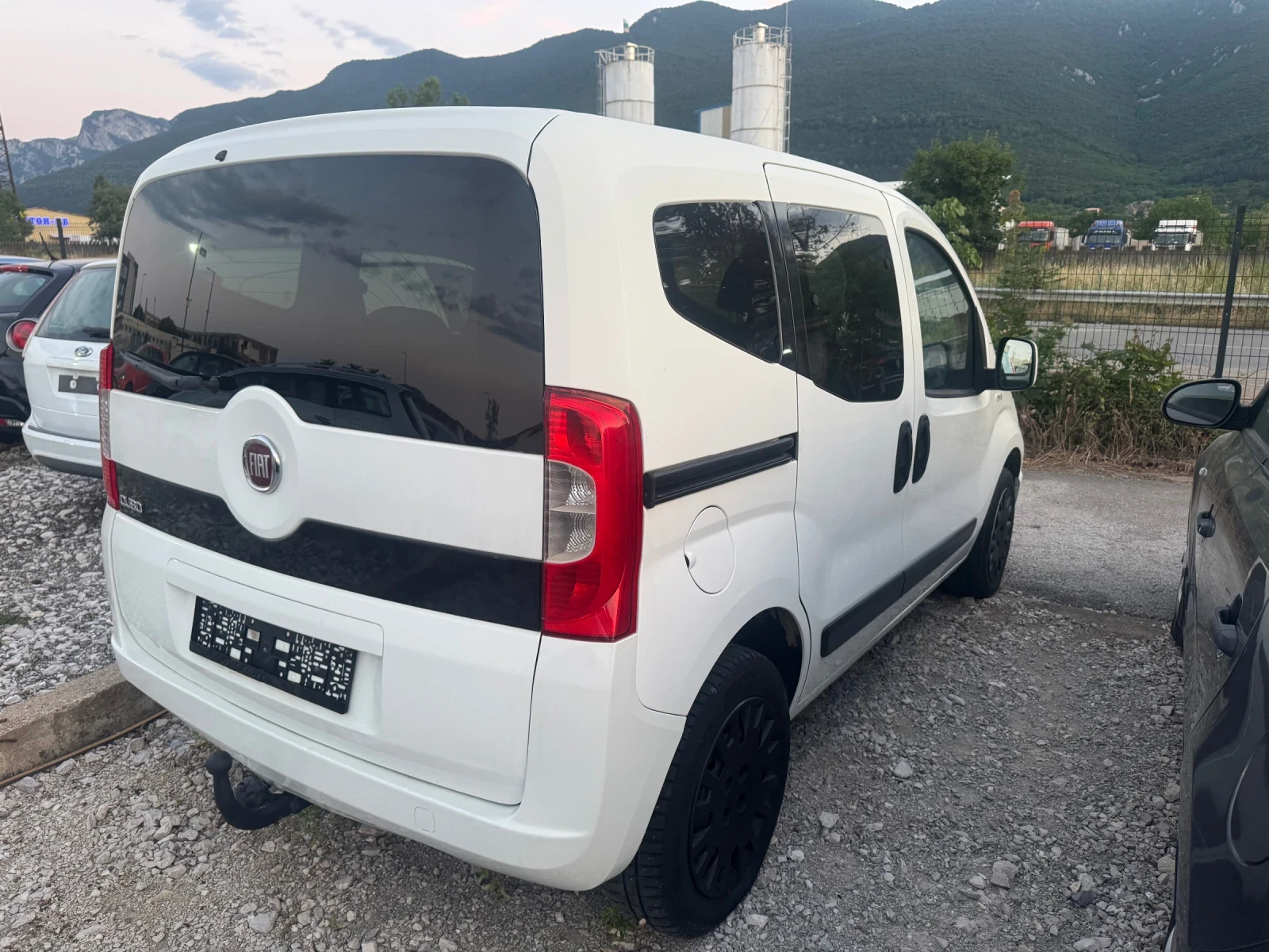 Fiat Qubo 1.4i KLIMA , снимка 7 - Автомобили и джипове - 53992206