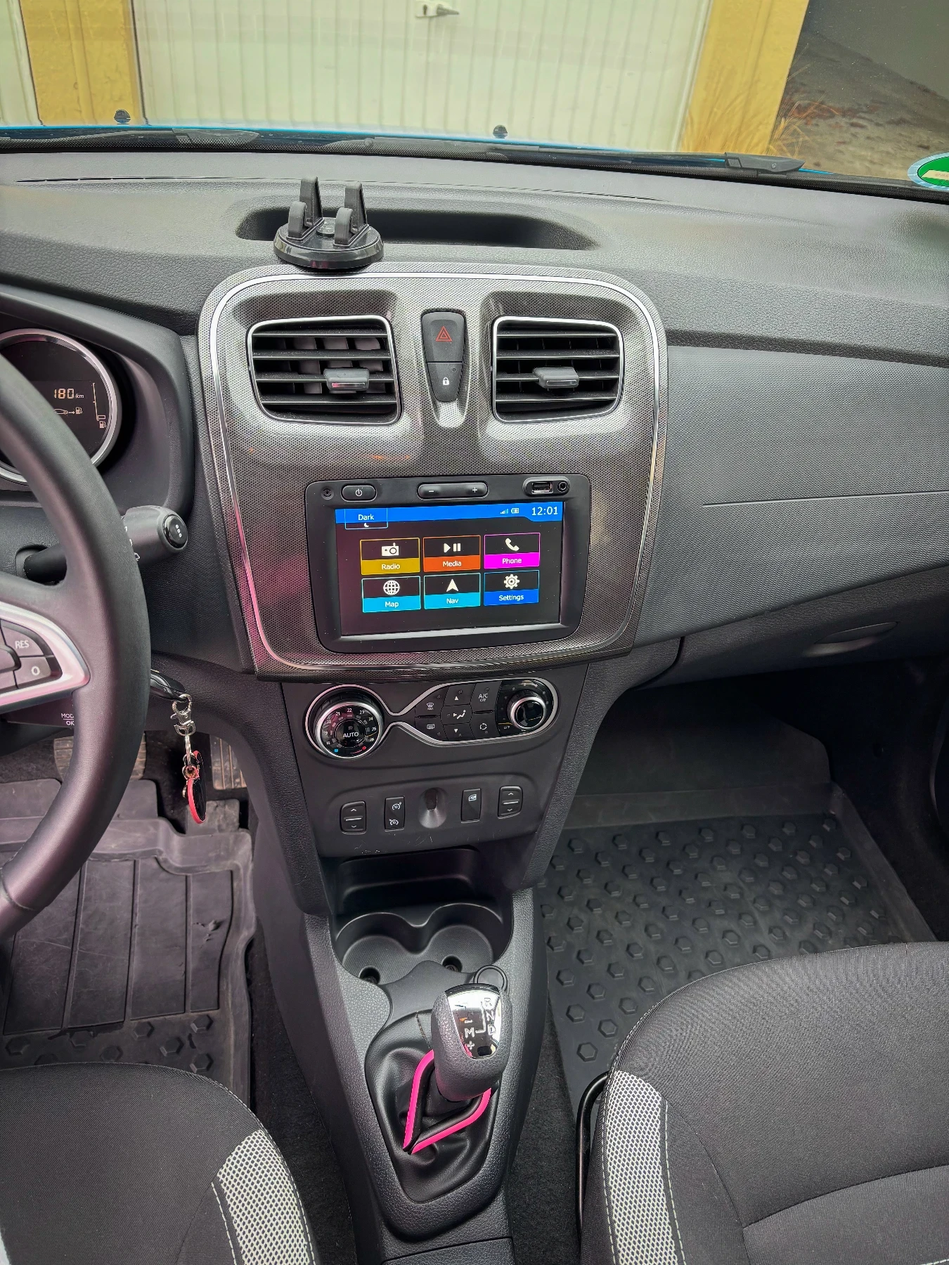 Dacia Sandero TCe 90 Stepway Prestige Stepway Prestige, снимка 10 - Автомобили и джипове - 54008171