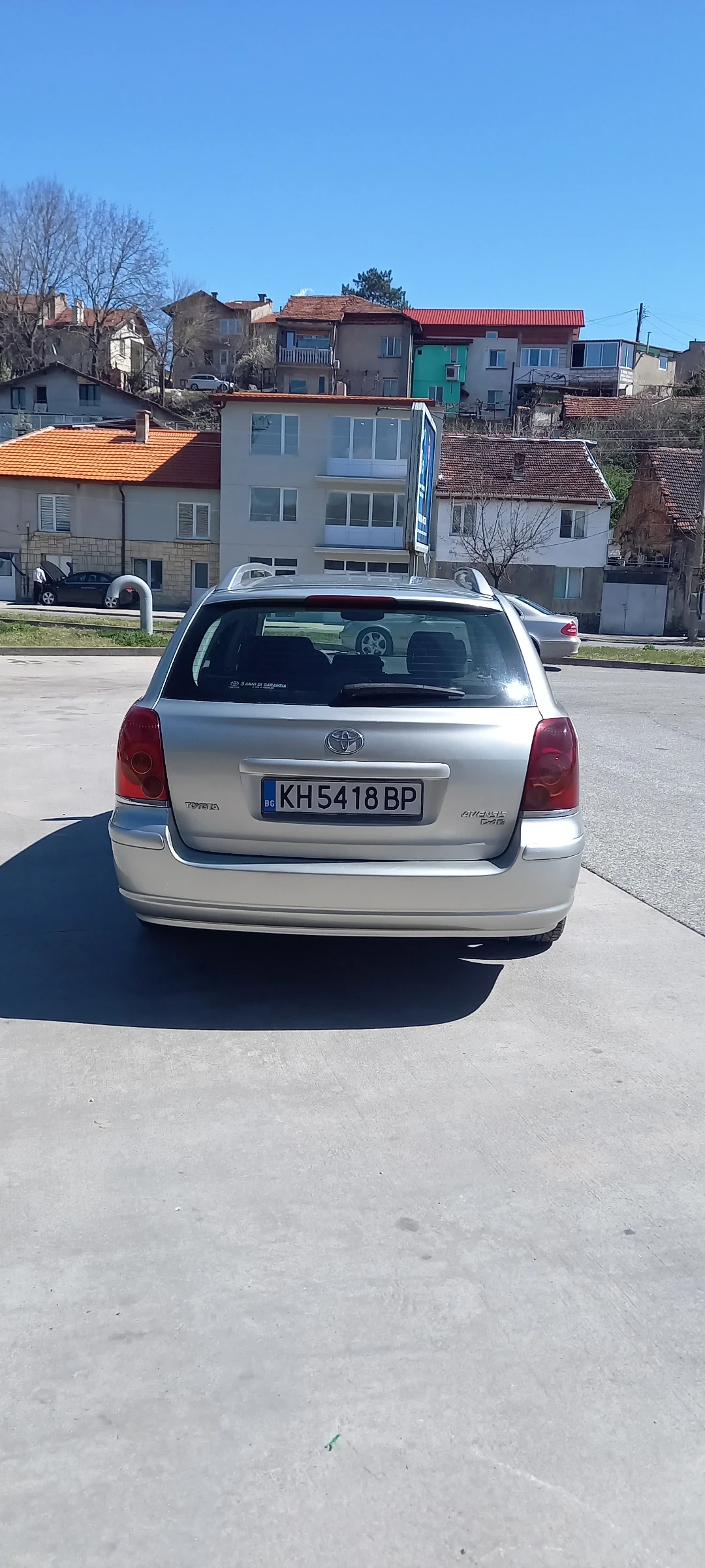 Toyota Avensis 2.2 D4D 150, снимка 2 - Автомобили и джипове - 54128147