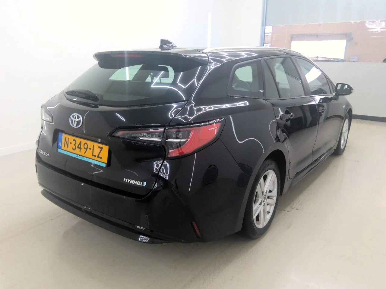 Toyota Corolla  Touring Sports 1.8 Active, снимка 4 - Автомобили и джипове - 54139900